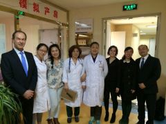 TFL in China: Training for Life team, bestaande uit lokale en Nederlandse trainers